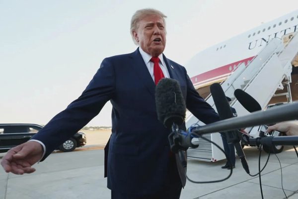 Tổng thống Trump tính phương án mới nhằm chấm dứt xung đột Nga - Ukraine