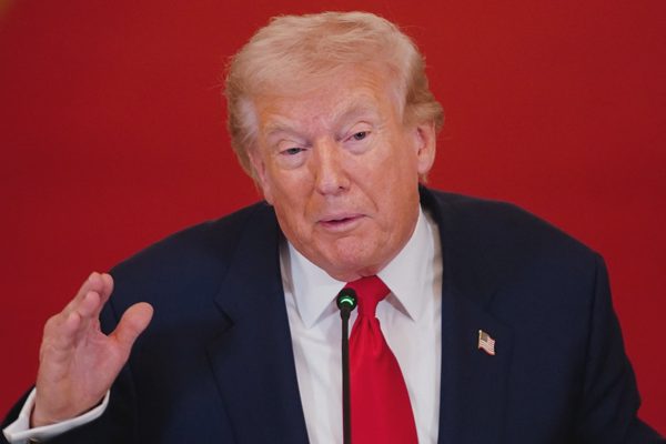Tổng thống Trump tuyên bố sẽ thành lập "lực lượng AI"
