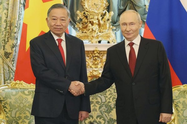 Tổng thống V.Putin: “Việt Nam luôn là ưu tiên trong chính sách của Nga”