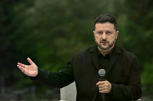 Tổng thống Zelensky tuyên bố Ukraine sẽ nối lại các cuộc tấn công vào các nhà máy lọc dầu của Nga