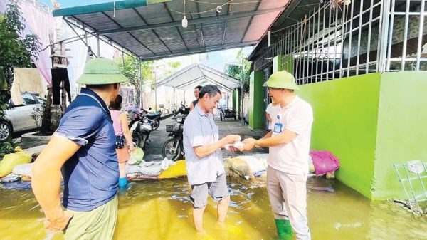 Tổng vệ sinh môi trường sau mưa lũ