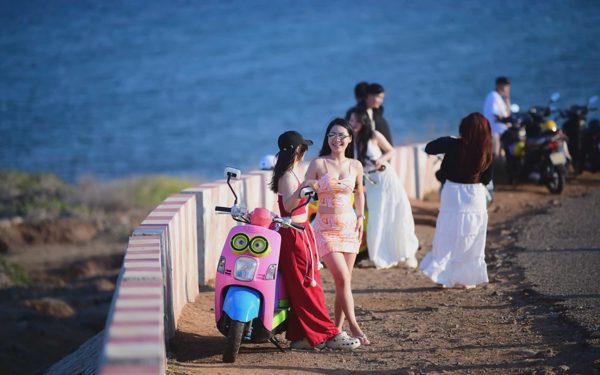 Tour lễ 2-9 giữ giá, du khách tính kỹ từng khoản chi