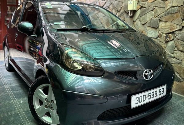 Toyota Aygo 2006 số sàn, xe nhỏ, lạ và hiếm giá 125 triệu có nên mua?