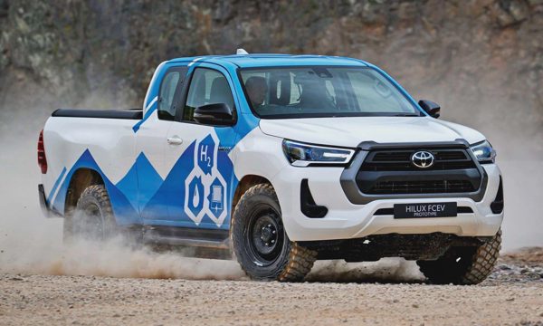 Toyota Hilux sẽ có bản chạy nhiên liệu hydro, nạp đầy trong 5 phút
