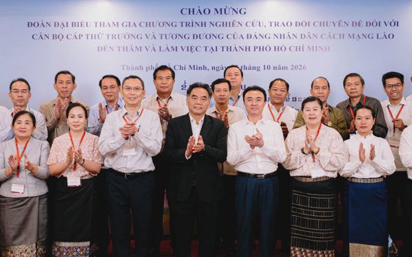 TP.HCM chia sẻ kinh nghiệm xây dựng Đảng, đào tạo cán bộ với Lào