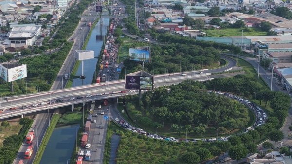 TP HCM hướng dẫn 5 lộ trình tránh ùn tắc đường về miền Tây dịp lễ