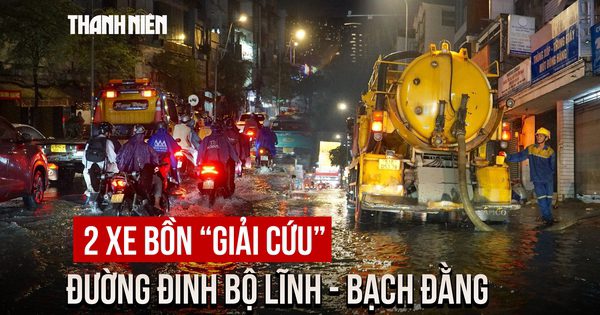 TP.HCM mưa lớn, 2 xe bồn 'giải cứu' đường Đinh Bộ Lĩnh - Bạch Đằng