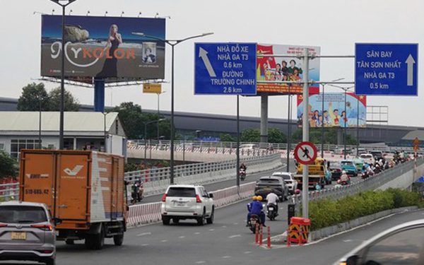 TP.HCM sắp có 'bản đồ số' các vị trí quảng cáo trên đất công