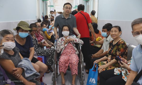 TP HCM thúc tiến độ khám sức khỏe miễn phí toàn dân