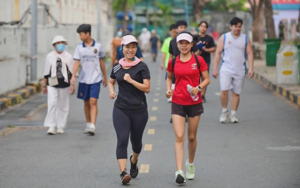 TP.HCM tổ chức đi bộ hưởng ứng Ngày Pháp luật Việt Nam