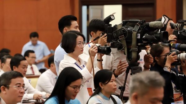 TP.HCM yêu cầu không né tránh, chậm trễ trong cung cấp thông tin cho báo chí