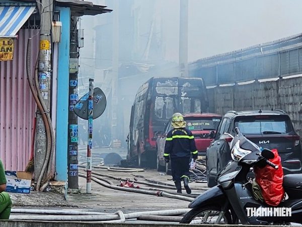 TP Hồ Chí Minh cảnh báo nguy cơ cháy nổ trong những ngày mưa ngập kéo dài