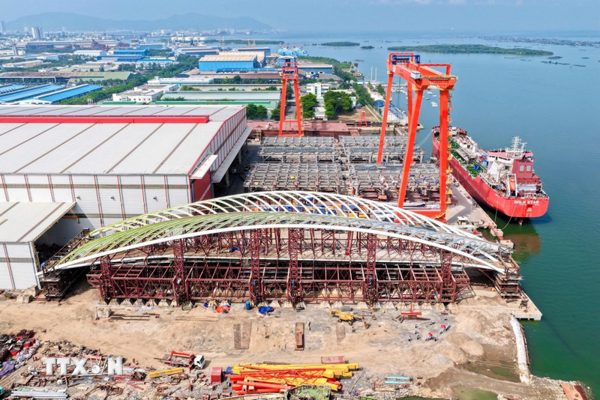 TP Hồ Chí Minh: Dự kiến hợp long cầu đi bộ qua sông Sài Gòn trong tháng 10