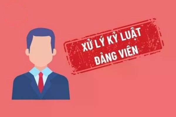 TPHCM khai trừ 4 đảng viên vi phạm