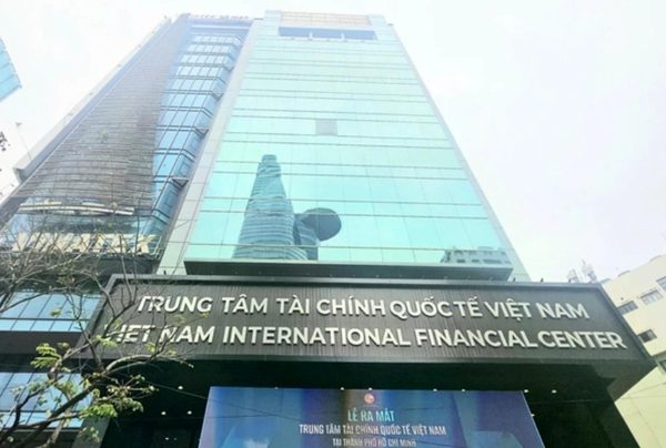 TPHCM muốn phát hành trái phiếu qua trung tâm tài chính quốc tế