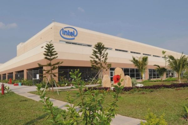 TPHCM sắp đưa dây chuyền Intel vào đào tạo nhân lực bán dẫn