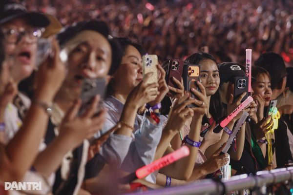 TPHCM sôi động mùa concert, ngành kinh doanh nào đang hưởng lợi?