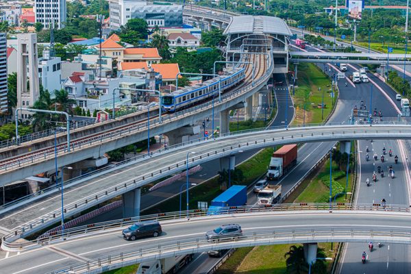 TPHCM tính trao thêm quyền quản lý đường bộ cho cấp xã