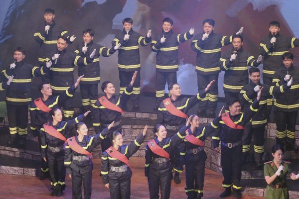 TPHCM tri ân sự cống hiến, hy sinh của lực lượng Cảnh sát PCCC và CNCH