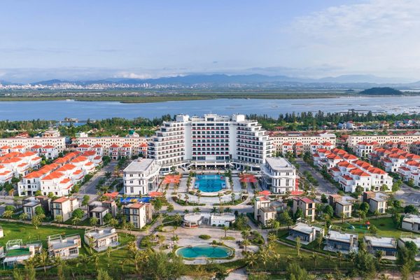 Trà Cổ có thêm tổ hợp khách sạn - resort cao cấp bên biển