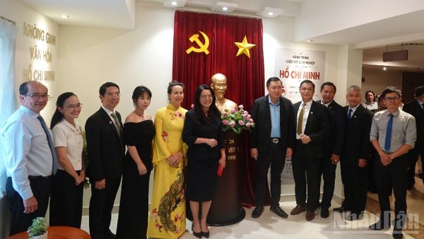 Trải nghiệm không gian văn hóa Hồ Chí Minh tại khách sạn cổ