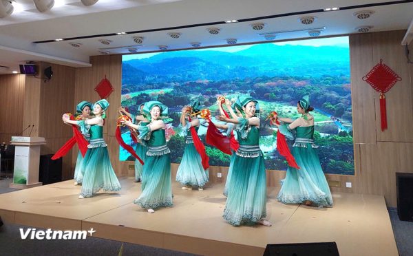 Trải nghiệm văn hóa Trung Quốc tại Hà Nội, tăng cường giao lưu nhân dân hai nước
