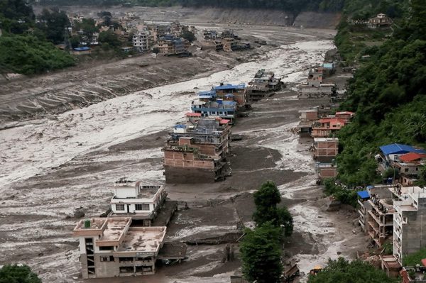 Trận lũ quét lịch sử tại Nepal