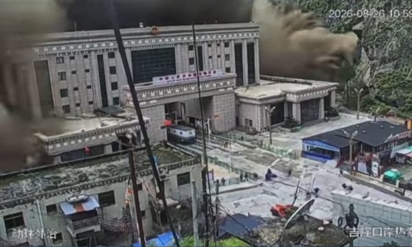 Trận lũ quét ở Nepal xảy ra thế nào