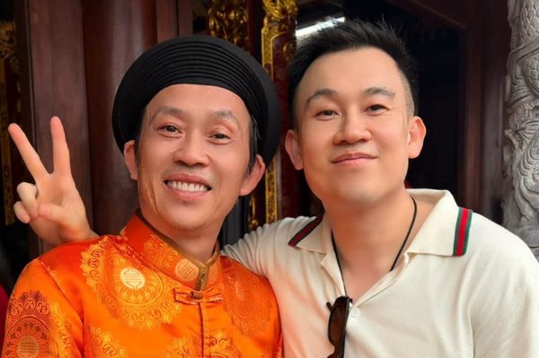 Trấn Thành, Cẩm Ly và các nghệ sĩ dâng hương tại nhà thờ Tổ của Hoài Linh