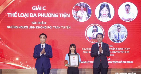 Trao giải cuộc thi chính luận của Đảng ủy Mặt trận Tổ quốc về bảo vệ nền tảng tư tưởng của Đảng