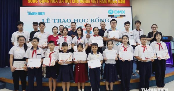 Trao học bổng 1 tỉ đồng cho trẻ mồ côi vì dịch Covid-19