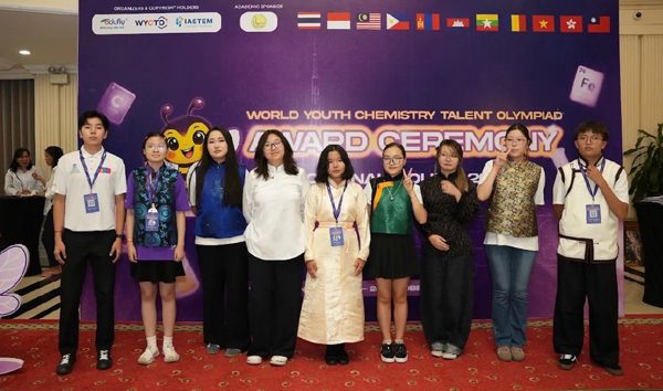 Trao thưởng cho 225 học sinh tại Olympic Tài năng Hóa học trẻ thế giới