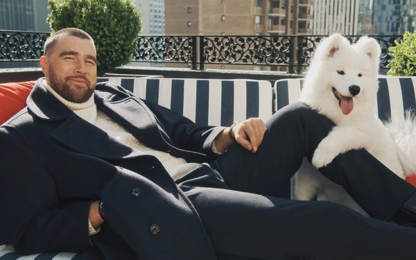 Travis Kelce đưa 'con cưng' của Taylor Swift vào chiến dịch thời trang mới
