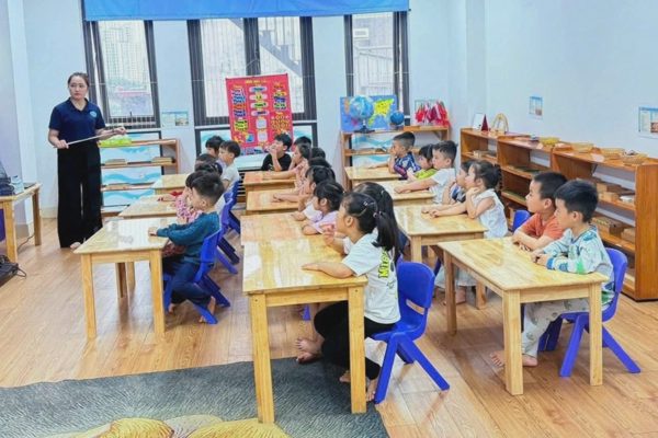 Trẻ mầm non con công nhân được đề xuất hỗ trợ tối thiểu 160.000 đồng/tháng