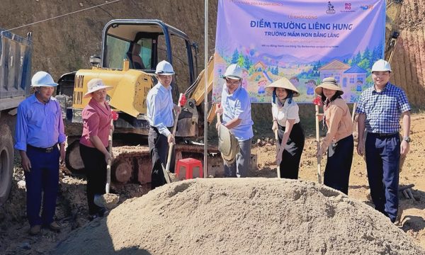 Trẻ mầm non vùng cao Lâm Đồng có lớp học mới