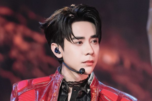 Treo giải một tỷ đồng ở chung kết Tinh hà say hi