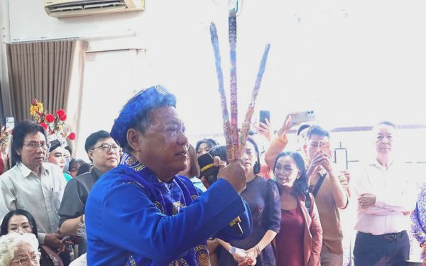 Tri ân tiền nhân trong ngày giỗ tổ sân khấu