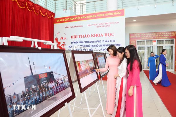 Triển lãm ảnh về Bác Hồ trong hành trình thực hiện khát vọng độc lập dân tộc
