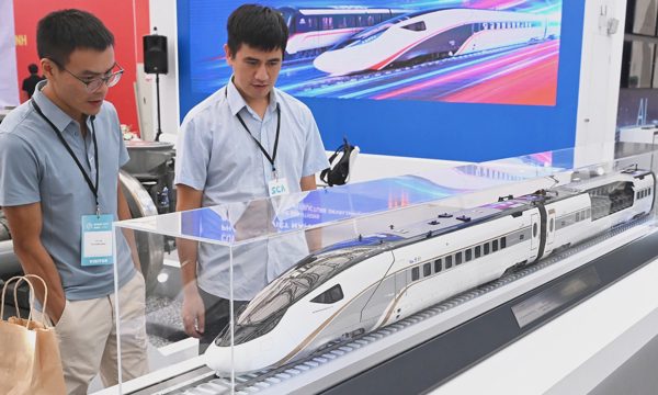 Triển lãm thành phố thông minh khai mạc tại Hà Nội