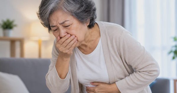 Triệu chứng 'lạ' của cơn đau tim, người lớn tuổi cần lưu ý