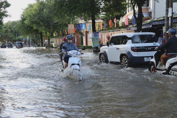 Triều cường đạt mốc lịch sử sau 26 năm ở trung tâm TP Đồng Nai