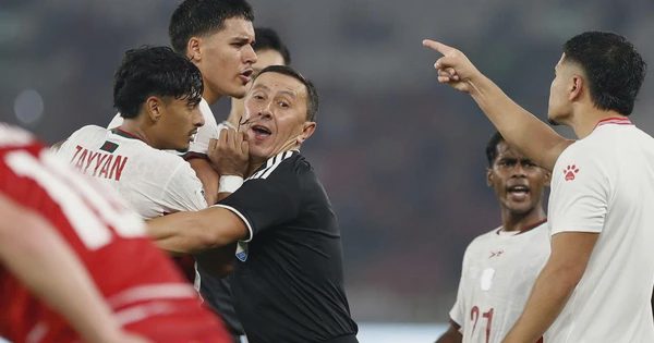 Trợ lý người Việt Nam của đội tuyển Bangladesh 'sốc' khi Indonesia được bù giờ 7 phút: 'Chưa thấy bao giờ'