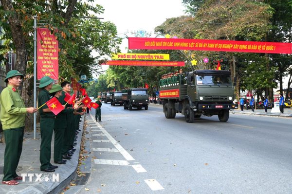 Trở về trong vòng tay tri ân của quê hương