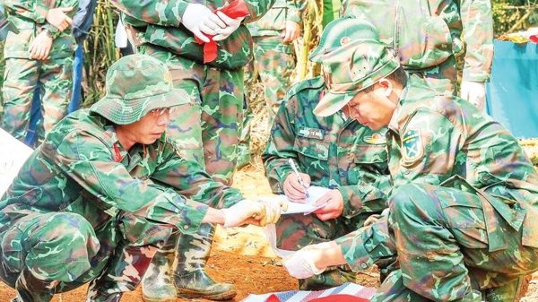 Trọn nghĩa vẹn tình với những đồng đội năm xưa