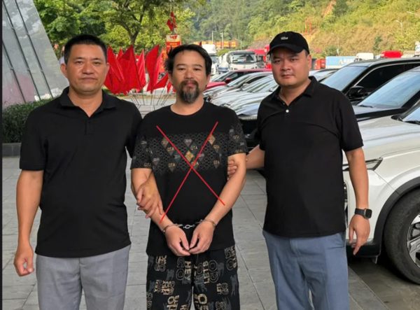 Trốn truy nã 15 năm ở Trung Quốc, người đàn ông bị bắt khi vừa về Việt Nam