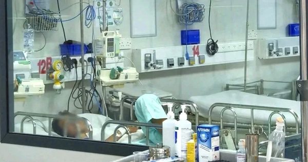 Trong lớp học có trẻ nhiễm não mô cầu, khi nào cần uống kháng sinh dự phòng?