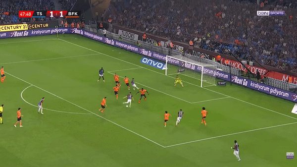 Trong ngày Liverpool hút chết, Salah bùng nổ ở Thổ Nhĩ Kỳ