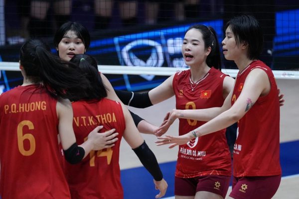 Trực tiếp bóng chuyền nữ Việt Nam 1-0 Hong Kong (TQ): Rượt đuổi hấp dẫn set 1