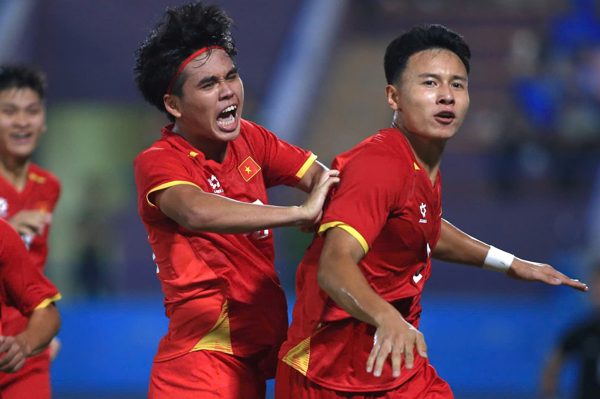 Trực tiếp bóng đá U20 Việt Nam 1-3 U20 Iran: Cú đúp phạt đền (H2)