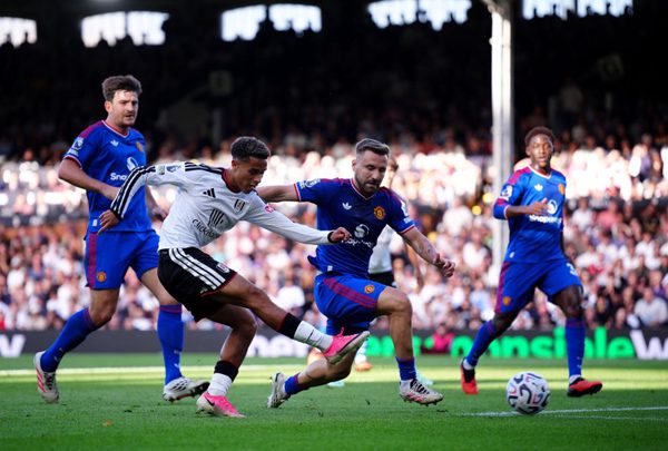 Trực tiếp Fulham vs Man Utd 0-0 (H2): Hiệp 2 bắt đầu